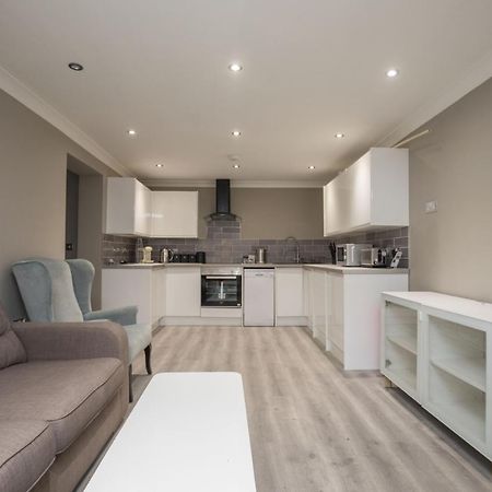 Riverside Central Kingston Flat 1B Surbiton Екстер'єр фото