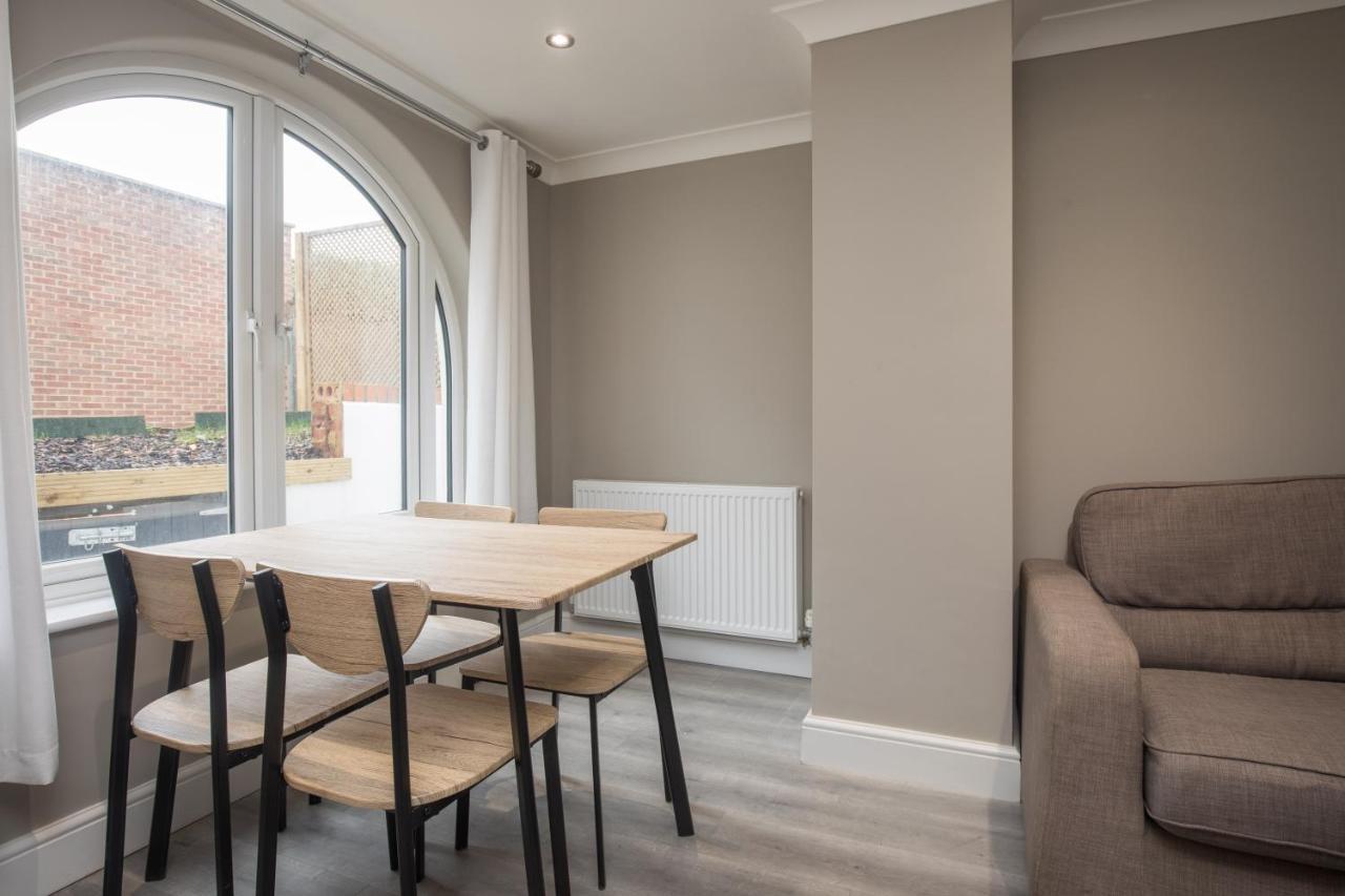 Riverside Central Kingston Flat 1B Surbiton Екстер'єр фото