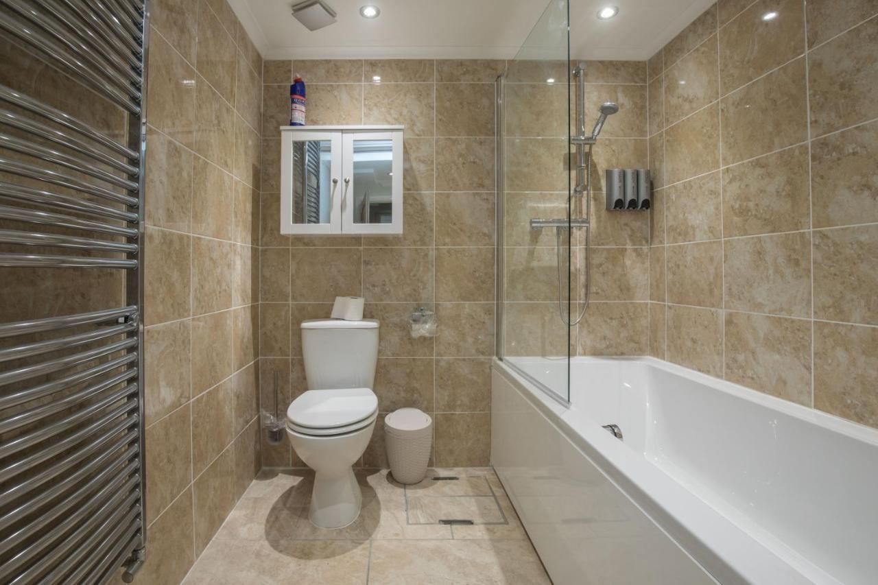 Riverside Central Kingston Flat 1B Surbiton Екстер'єр фото